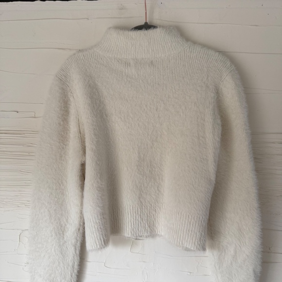 Sincerely Jules | Fuzzy Zip-Up Sweater | Size XL (fits like a M) | Winter White - Picture 7 of 9
